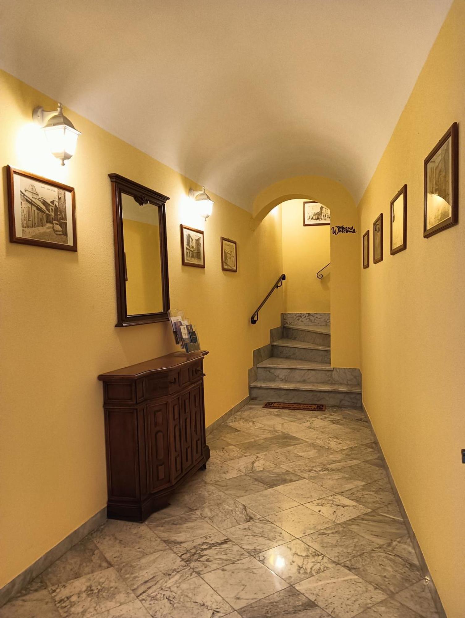 Hotel La Cattedrale Sassari Zewnętrze zdjęcie